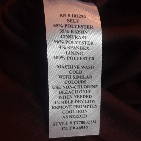 Dress - Picture 7 of 8